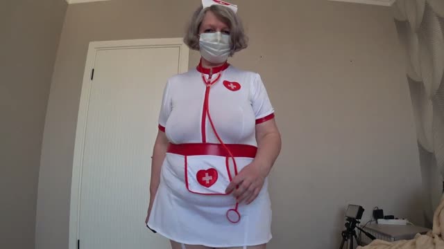 slave zoccola lo succhia al suo master