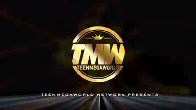 Ragazza diciottenne si fa aprire il culo dal patrigno cazzuto